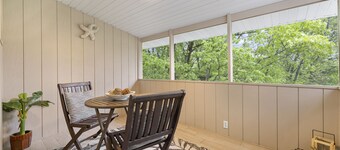Sunrise – Secluded Lakeview Home - Minutes to Silver Dollar City