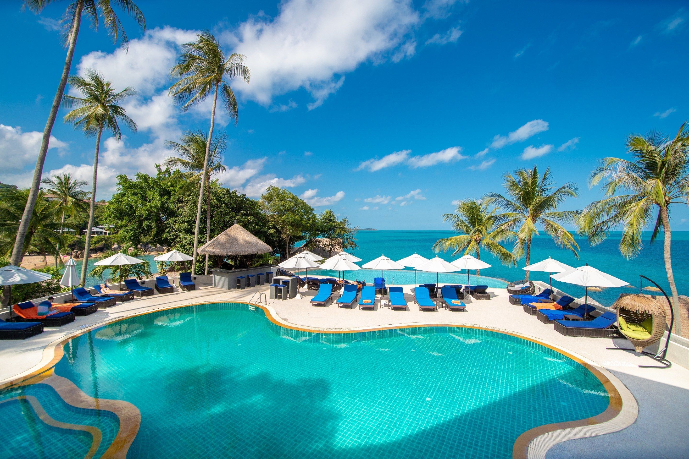 2 outdoor pools, pool umbrellas, sun loungers