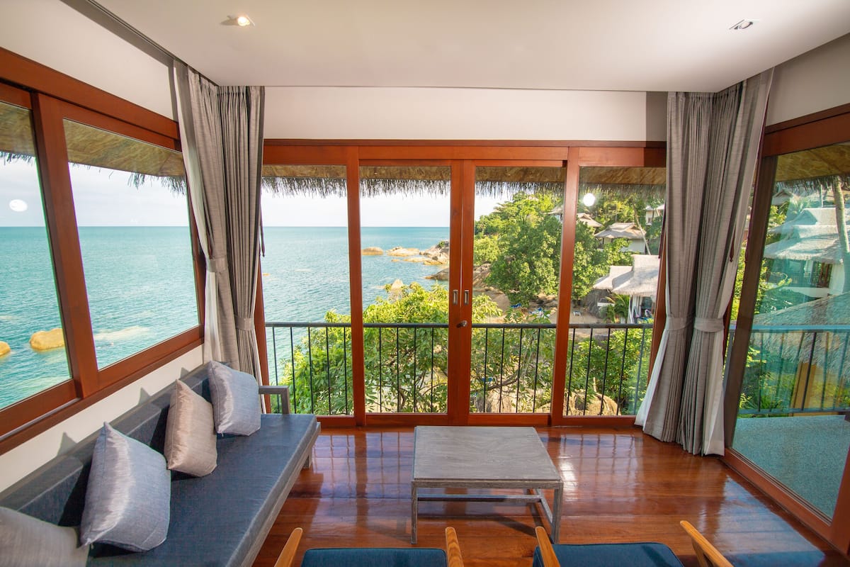 Suite (Holiday Sea View) | In-room safe, blackout drapes, free WiFi, bed sheets
