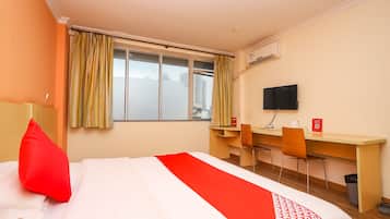 Standard Double Room | Desk, blackout drapes, iron/ironing board, free WiFi