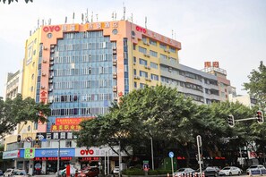 Front of property - YuanMan Hotel (Huizhou)