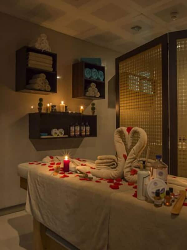 Sauna, tina de hidromasaje, aguas termales y baño turco o hammam