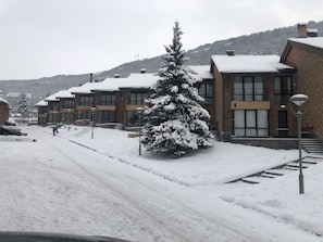 Front of property - Teghenis Inn (Tsaghkadzor)