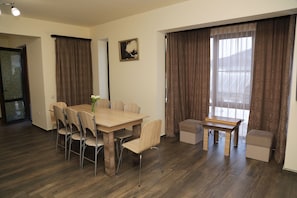 Living area - Teghenis Inn (Tsaghkadzor)