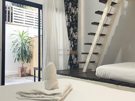 Family Room | Desk, laptop workspace, blackout drapes