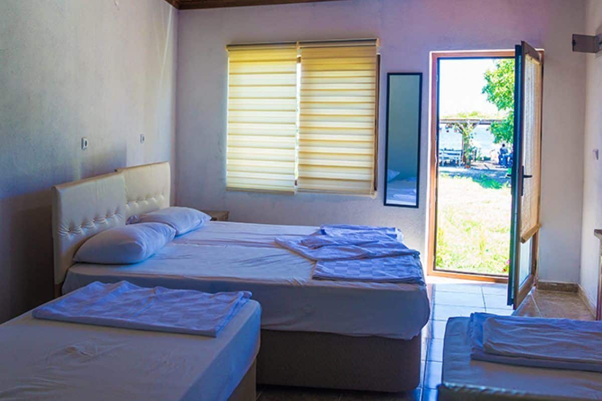 Wifi gratis y ropa de cama