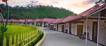 Praveg Tent City Narmada, Statue of Unity