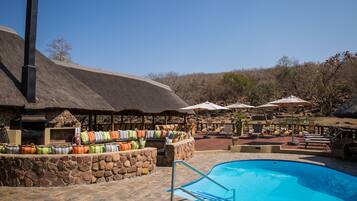 Outdoor pool, sun loungers