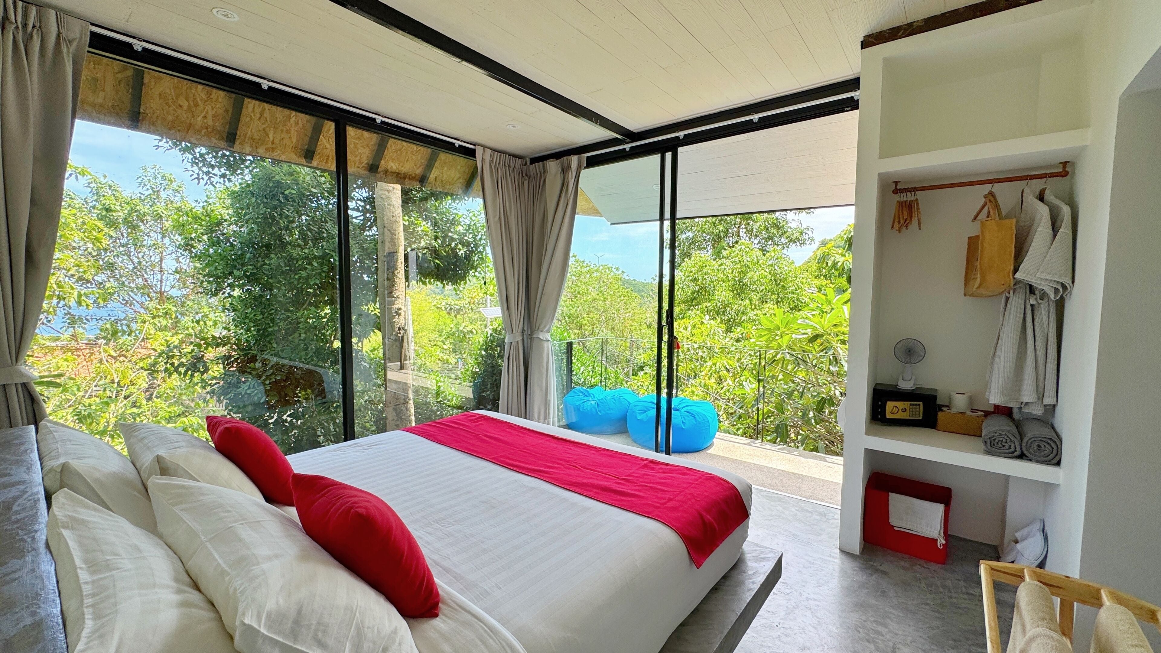 Comfort-Villa, 2 Schlafzimmer, eigener Pool, eingeschränkter Meerblick