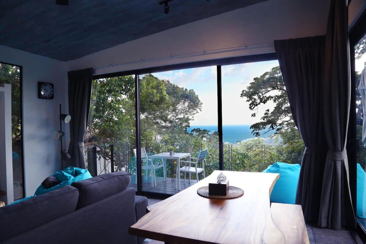 Comfort Villa, 1 Bedroom, Private Pool, Sea View | Living area