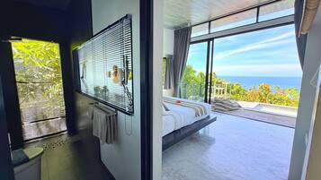 Comfort-Villa, 1 Schlafzimmer, eigener Pool, Meerblick | Hochwertige Bettwaren, Minibar, Zimmersafe, individuell dekoriert