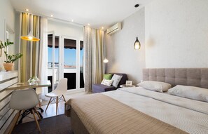Panoramic Apartment, 1 Queen Bed with Sofa bed, Terrace, City View - Basco Knez Mihailova Apartments (Belgrade)
