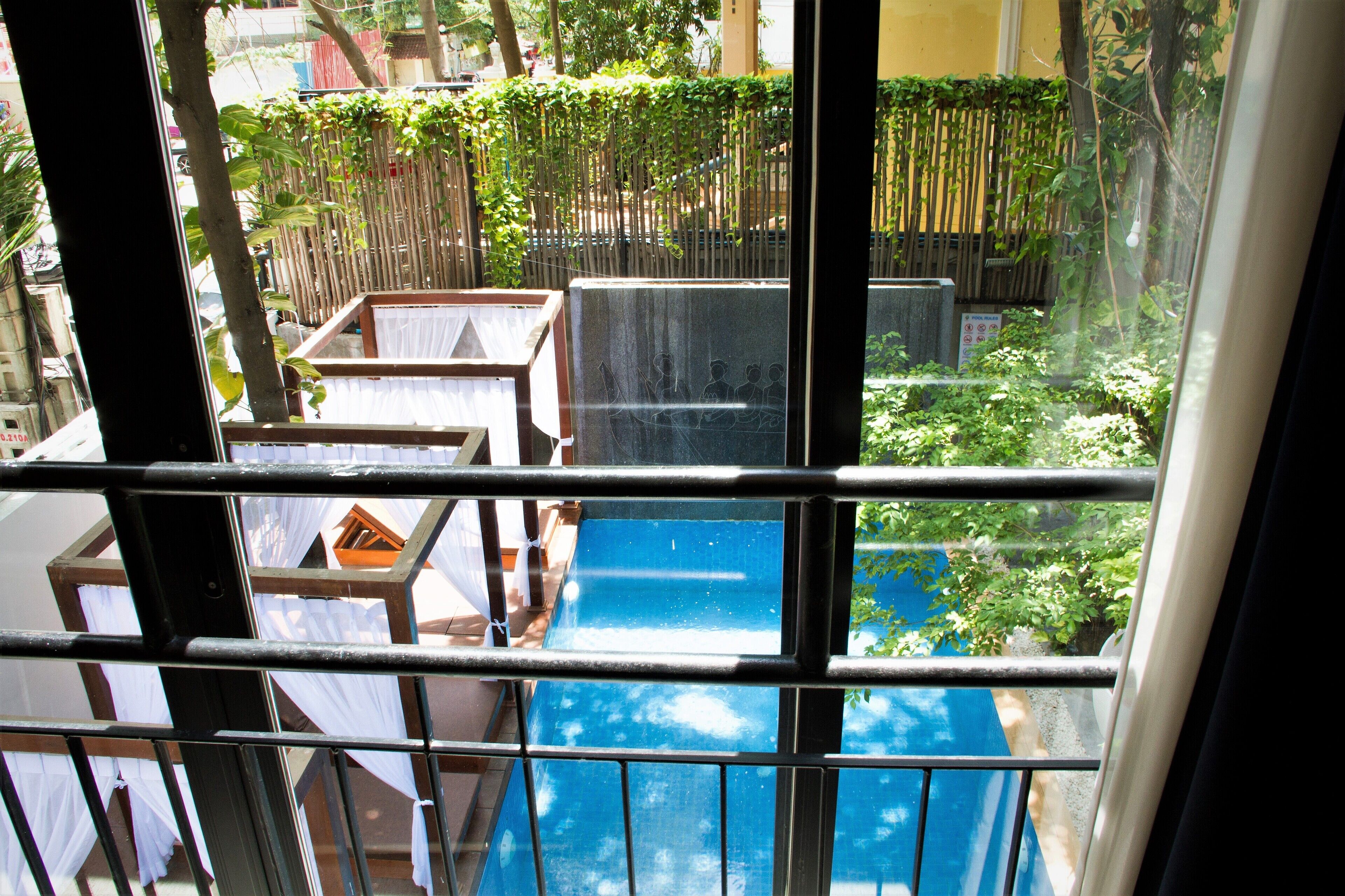 deluxe double | balcony view