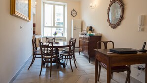 TV - B&B Supportico Lopez (Naples)
