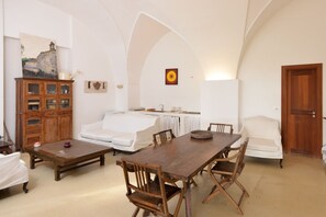 Télévision à écran plat