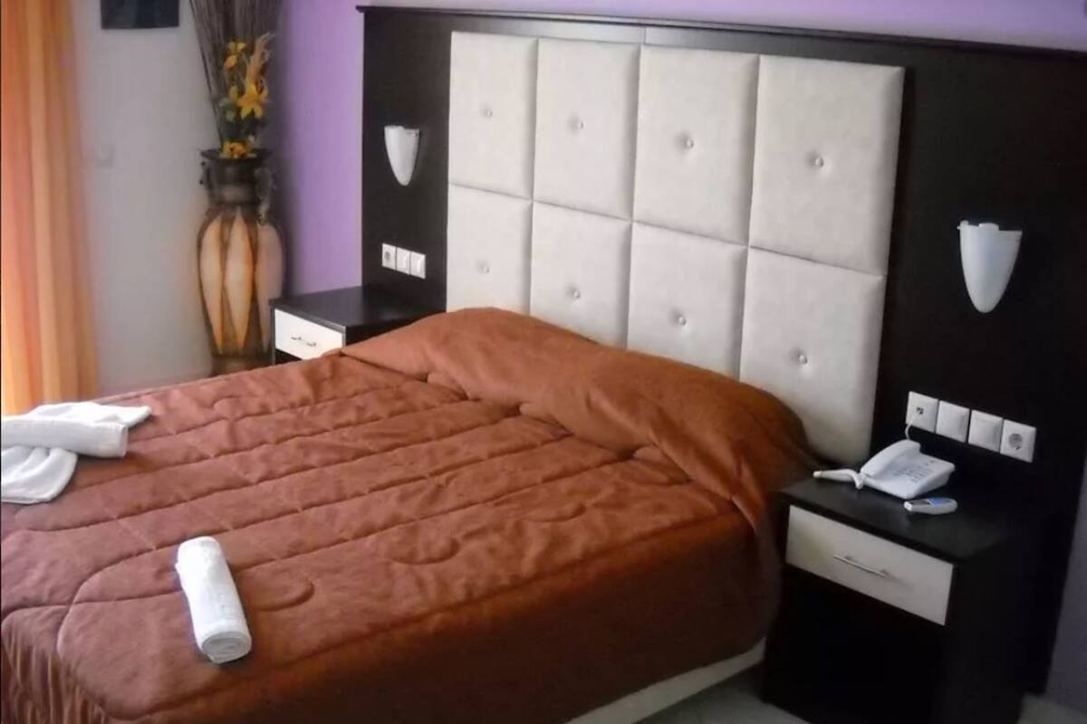 Family Room (Maisonnette) | Soundproofing, WiFi (free), bed sheets