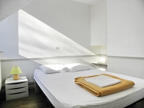 Appartement Familial, plusieurs lits, non-fumeurs, vue jardin (21-22 Appart 4 pers)