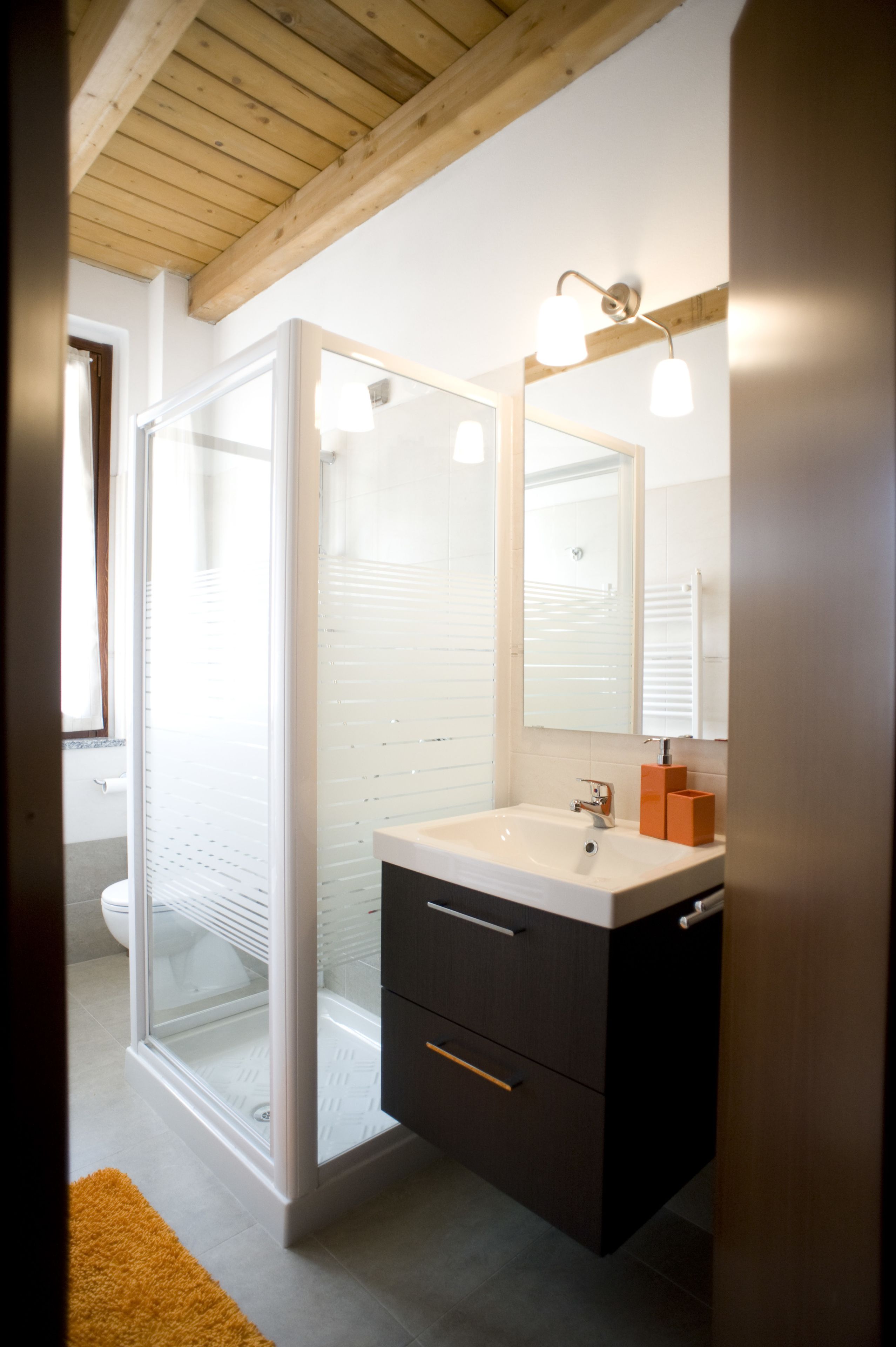Single Room | Bathroom