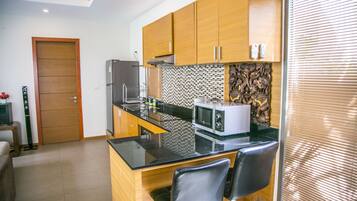 2 Bedrooms Pool Villa | Private kitchen | Full-size fridge, microwave, oven, stovetop