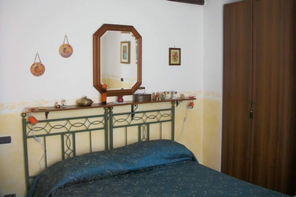 Apartemen, 2 kamar tidur | Seprai linen