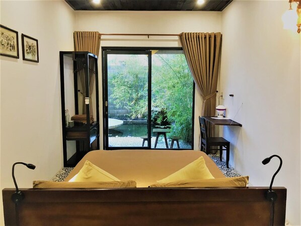 Shower, free toiletries, hair dryer, slippers