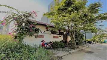 Bagian depan properti