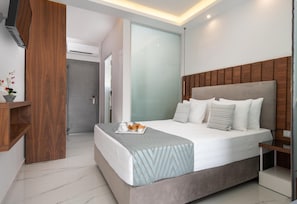 1 bedroom, hypo-allergenic bedding, in-room safe, soundproofing - 4-You Boutique (Polygyros)