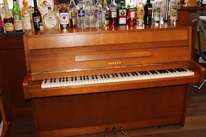 Bar (on property) - Deutsches Haus (Waal)