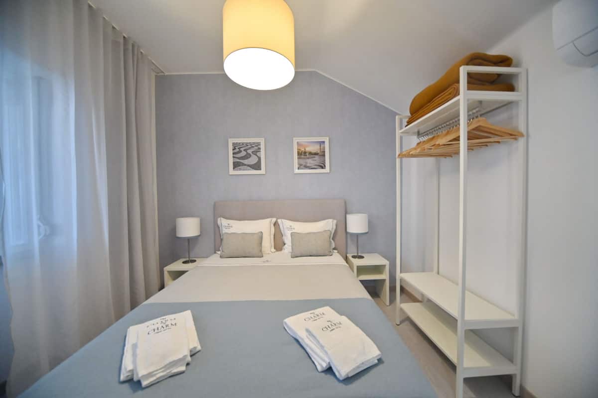 Studio, 3 chambres
