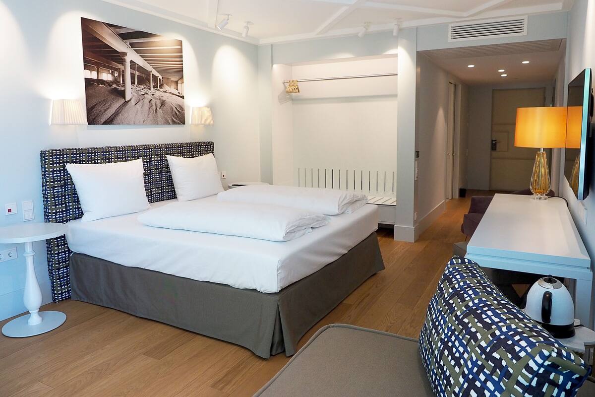 Double Room, Accessible | Premium bedding, blackout drapes, soundproofing, WiFi (free)