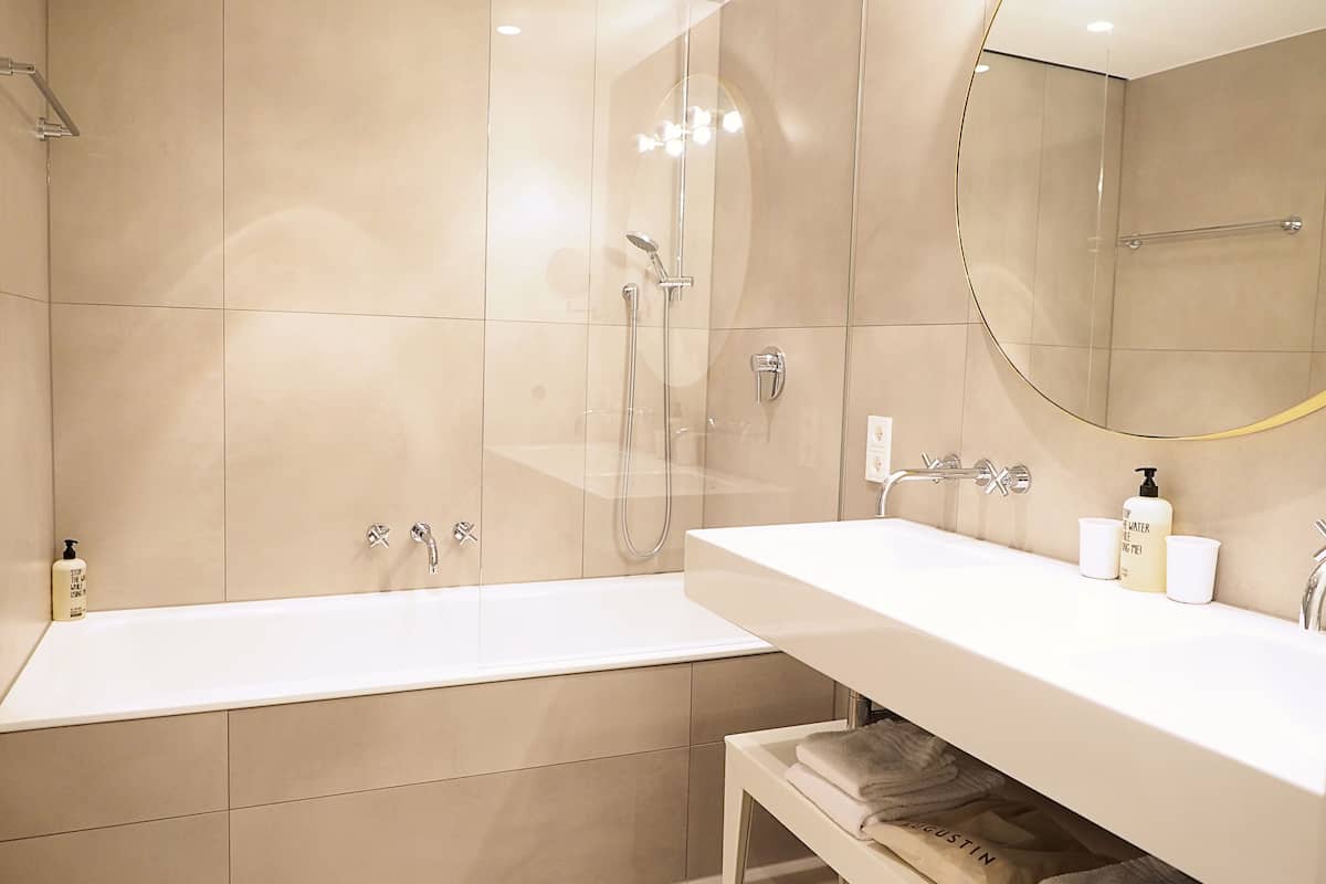 shower, eco-friendly toiletries, heated floors, towels