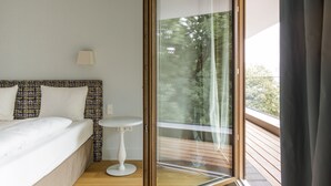 Family Room, Terrace (48 qm) | Premium bedding, blackout drapes, soundproofing, WiFi (free) - Augustin Hotel (Munich)