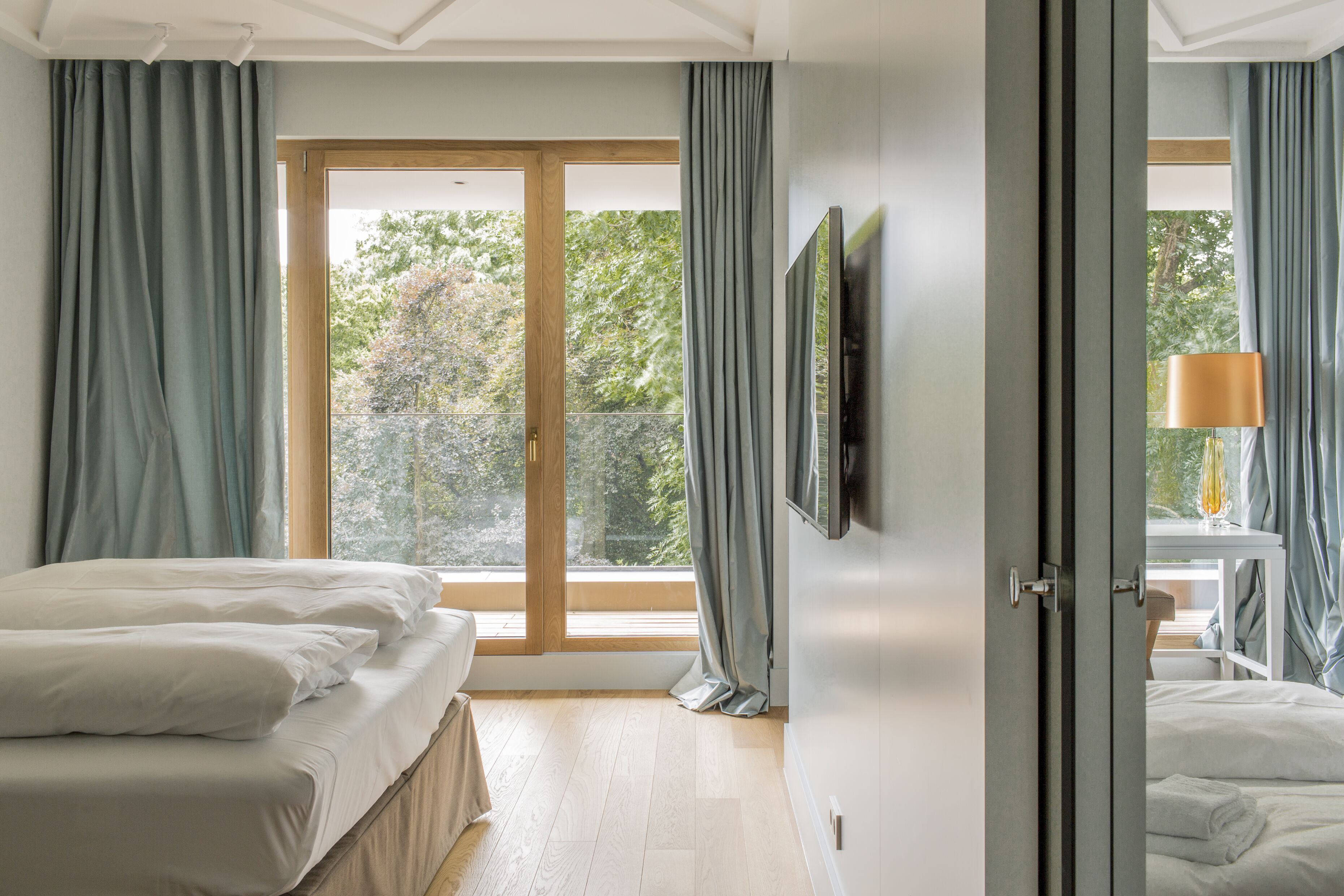 family room, terrace (48 qm) | premium bedding, blackout curtains, soundproofing, free wifi