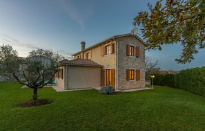 Villa Luxe, 4 chambres, piscine privée (Terca)