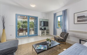 In-room safe, individually decorated, individually furnished, desk - Villas Adagio (Barban)