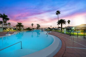 Exterior - Maspalomas Lago - Canary Sunset (San Bartolomé de Tirajana)