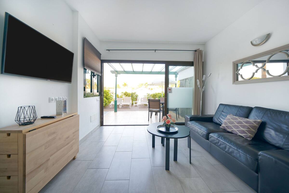 Deluxe Bungalow, 2 Bedrooms | 1 bedroom, WiFi, individually decorated, individually furnished