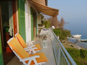Appartamento, 1 camera da letto, vista lago | Balcone