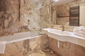 Suite, 1 Bedroom (M) | Bathroom | Shower, rainfall showerhead, free toiletries, hair dryer - M Suite Hotel (Algiers)