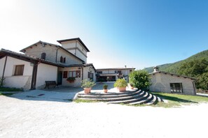 Property entrance - Valle Rosa (Spoleto)