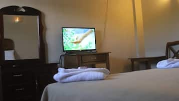 Habitación básica doble, 1 cama de matrimonio, no fumadores | Interior