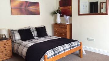 Studio, 1 Double Bed, Non Smoking, City View | Egyptian cotton sheets, premium bedding, individually decorated