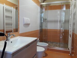 Habitación familiar | Baño