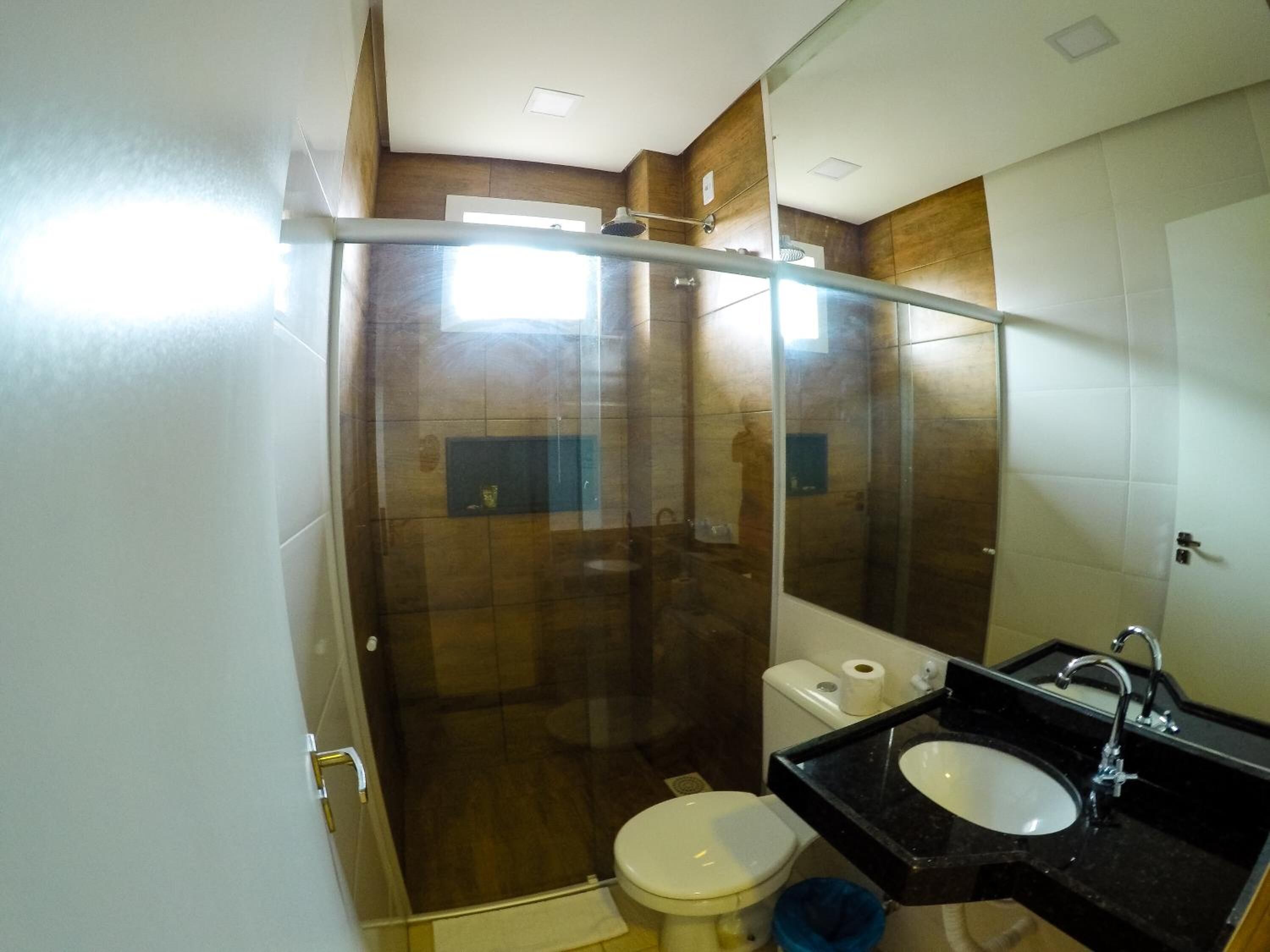 shower, free toiletries, towels