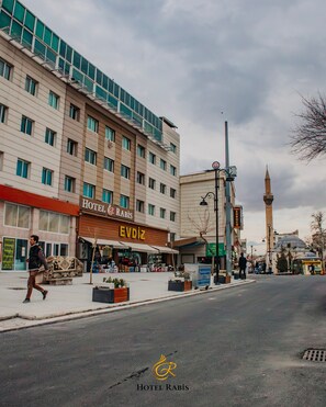 Front of property - Rabis Otel (Sanliurfa)