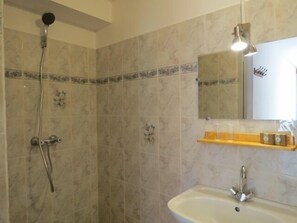 Doppia Comfort, bagno privato (2 LA FARE) | Bagno
