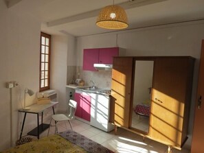 Chambre Confort avec lits jumeaux, salle de bains privée, vue montagne (5 L'ADRECH) | Vue depuis l’hébergement