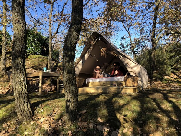 Basic-Zelt (Nido) | 3 Schlafzimmer, Verdunkelungsvorhänge
