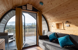 Superior-bústaður - 1 tvíbreitt rúm með svefnsófa - með baði - fjallasýn | Stofa