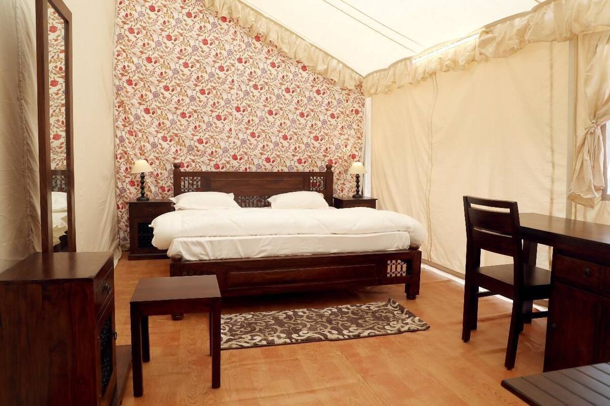 In-room safe, individually decorated, individually furnished, desk